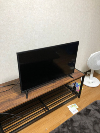 山善　32型テレビ