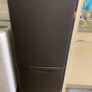 【ネット決済・配送可】冷凍冷蔵庫　panasonic NR-BW...