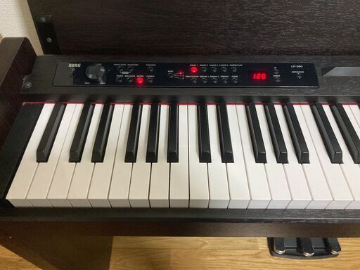 KORG LP-380 / 日本製 / リアルなタッチの鍵盤