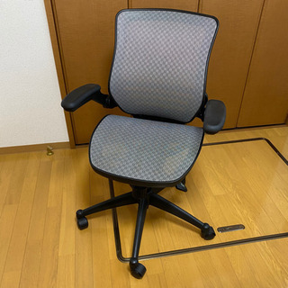 値下げ中【LOWYA】背面メッシュのオフィスチェア(椅子)/グレー