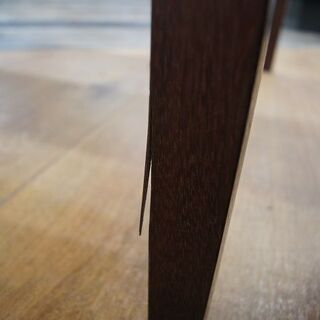 Royal Copenhagen×Haslev(ロイヤルコペンハーゲン×ハスレヴ)ローテーブルが買取入荷致しました。