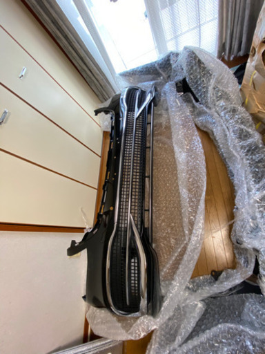 車のパーツ マイバッハ②値下げしました。
