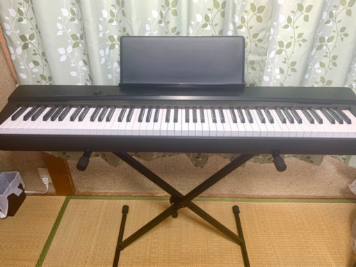 電子ピアノ CASIO プリヴィア PX-135BK 88鍵　2012年製　近畿圏内配送可