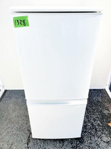 ✨高年式✨1328番シャープ✨ノンフロン冷凍冷蔵庫✨SJ-D14B-W‼️