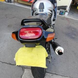 ZZR600車検長いタイヤバリ溝
