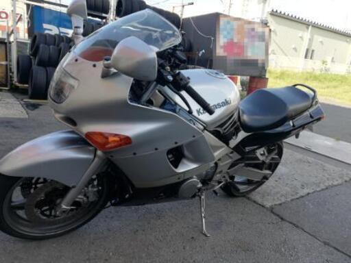 ZZR600車検長いタイヤバリ溝