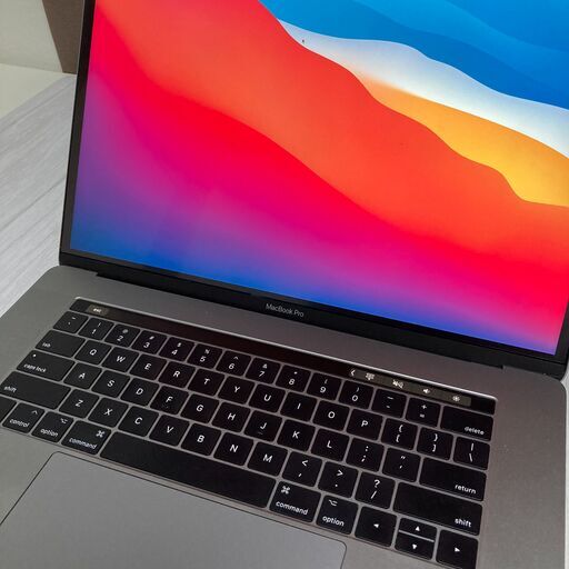 MacBook Pro 15インチ i7 3.1GHz/16GB/1TB