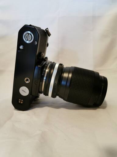 Nikon FM2と35-105mmズームレンズ
