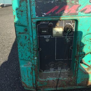 ヤンマー 防音小型ディーゼル発電機 YDG200SS 中古　エンジン未チェック ヤンマー 防音小型ディーゼル発電機 YDG200SS 中古 エンジン未チェック