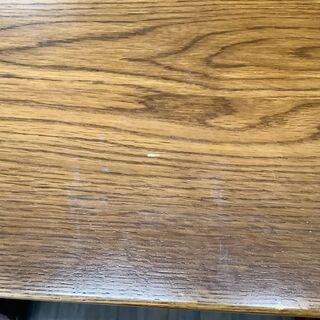 ヨーロピアンアンティーク調のデスク入荷しました！