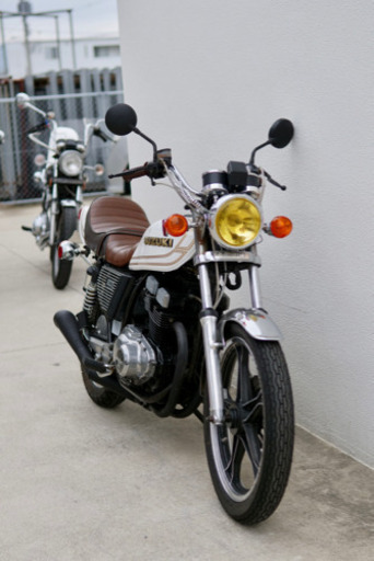 gsx250tヘッドカバー （中古】即配可 SUZUKI GSX250Eザリ 純正