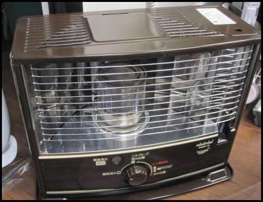 新生活！8800円 トヨトミ 石油ストーブ 8～11畳 2017年製