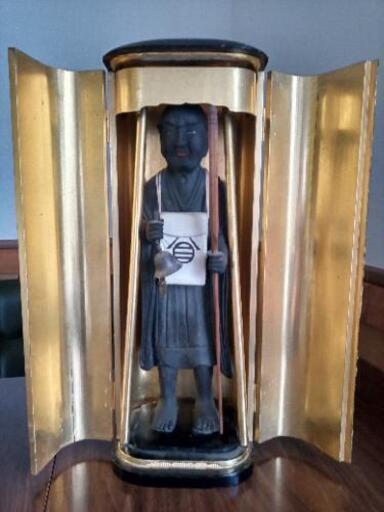 a 002 　骨董品　お坊様　木製