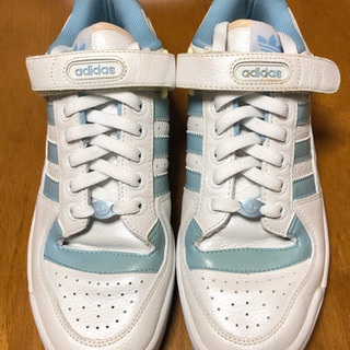 スニーカー adidasフォーラムロー27㎝