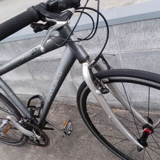 TREK 7.5FX クロスバイク 27段変速 450mm ダークグレイ 配送無料 