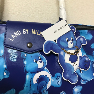 新品 限定 コラボ ケアベア LAND BY MILKBOY 総柄 トートバッグ 【公式 
