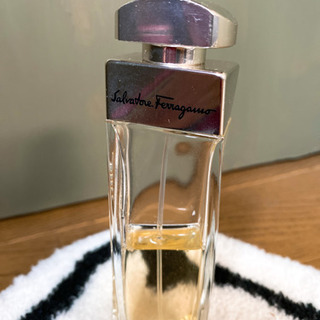 Salvatore Ferragamo  フェラガモ プールファ...