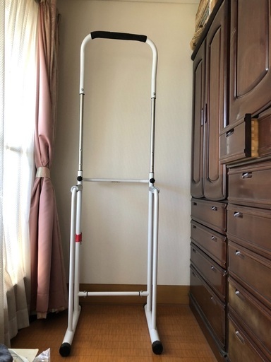 ぶら下がり健康器具
