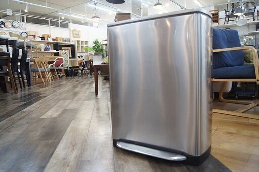 simplehuman (シンプルヒューマン)　レクタンギュラーステップが買取入荷致しました。