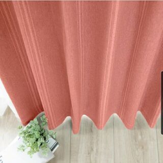 UVカットローズピンクのカーテン