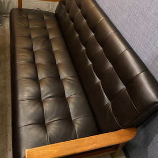 ローソファー、ローテーブル