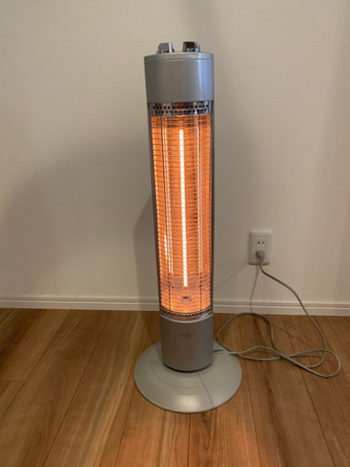 遠赤電気ストーブ