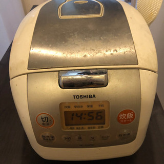 TOSHIBA 炊飯器　5合炊き
