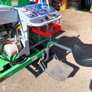 アテックス 多目的運搬車 マキタロウ MSX650 ステップ シート付 堆肥散布車 クローラー