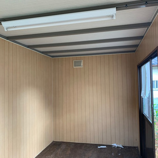 中古　プレハブ小屋