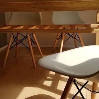 ダイニングテーブルと椅子4脚値下げしました