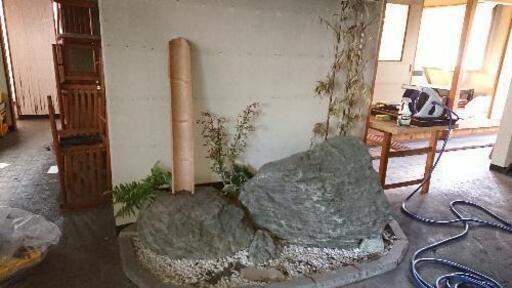 飾り石(庭石？)一式(自分で 取り外せる方)