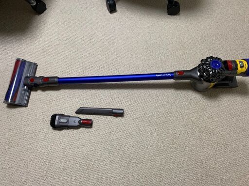 dyson ダイソン　V7