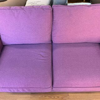 IKEA 2人掛けソファー パープル 売場展開中!!! IKEA 2人掛けソファー パープル 売場展開中!!!