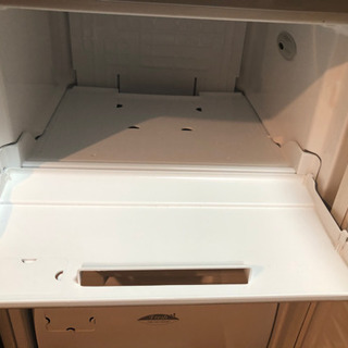 【ネット決済】売買完了済み　縦型冷凍庫LG-LFA11GY フリーザー