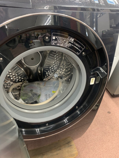 HITACHI ドラム洗濯機　9.0キロ　2012年