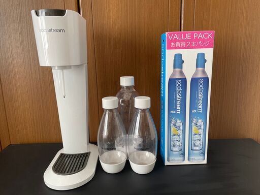 ソーダストリーム本体＋専用ボトル＋使用済ガスシリンダー