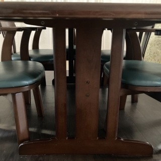 木製ダイニングテーブルと椅子セット　5脚　昭和レトロ 終了致しました】木製ダイニングテーブルセット 食卓 イス 5脚(ご希望