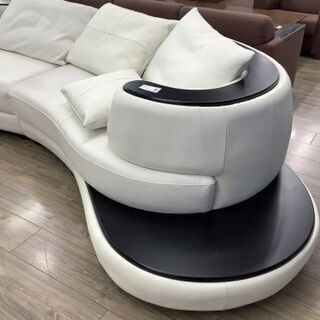 半円型コーナーソファーが入荷！