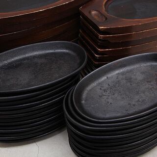 ステーキ皿 鉄板 24枚セット 鉄板皿 プレート木製台付 予備プレート3枚(