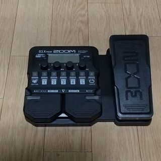 （交渉中）【ギター用エフェクター】ZOOM G1X FOUR