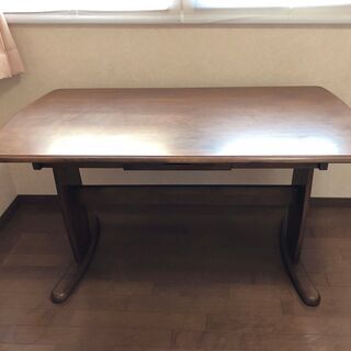 【取引中】作業台に、木製ダイニングテーブル／椅子なし(幅125×...
