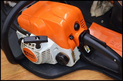 中古 STIHL スチール エンジンチェーンソー MS170C-E  ケース、替刃付き