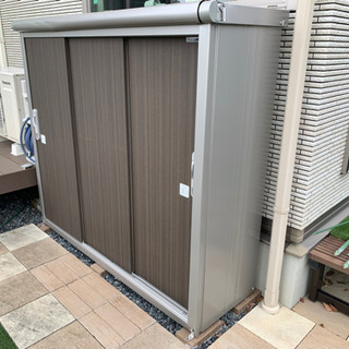 お話し中‼️』解体済み ヨド物置(展示品)