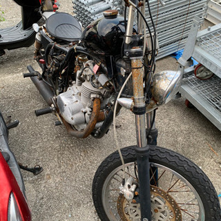 カワサキ　Kawasaki