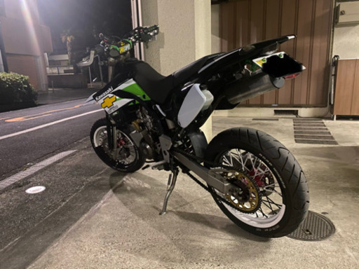 ０６年式 トラッカー250
