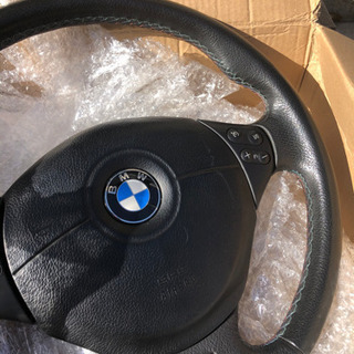 BMW M5ステアリング
