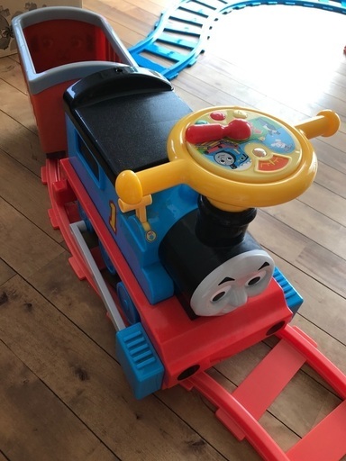 値引あり♬︎電動きかんしゃトーマスセット