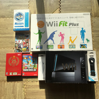 【値下げ！】Wii (黒) + Wii Fit Plus etc...