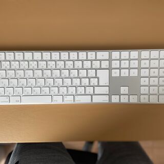 【早いもの勝ち！！　中古】Magic Keyboard（テンキー...