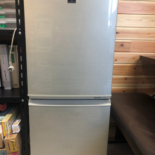 シャープ2ドア冷蔵庫2013年製。南相馬市引き取り限定。